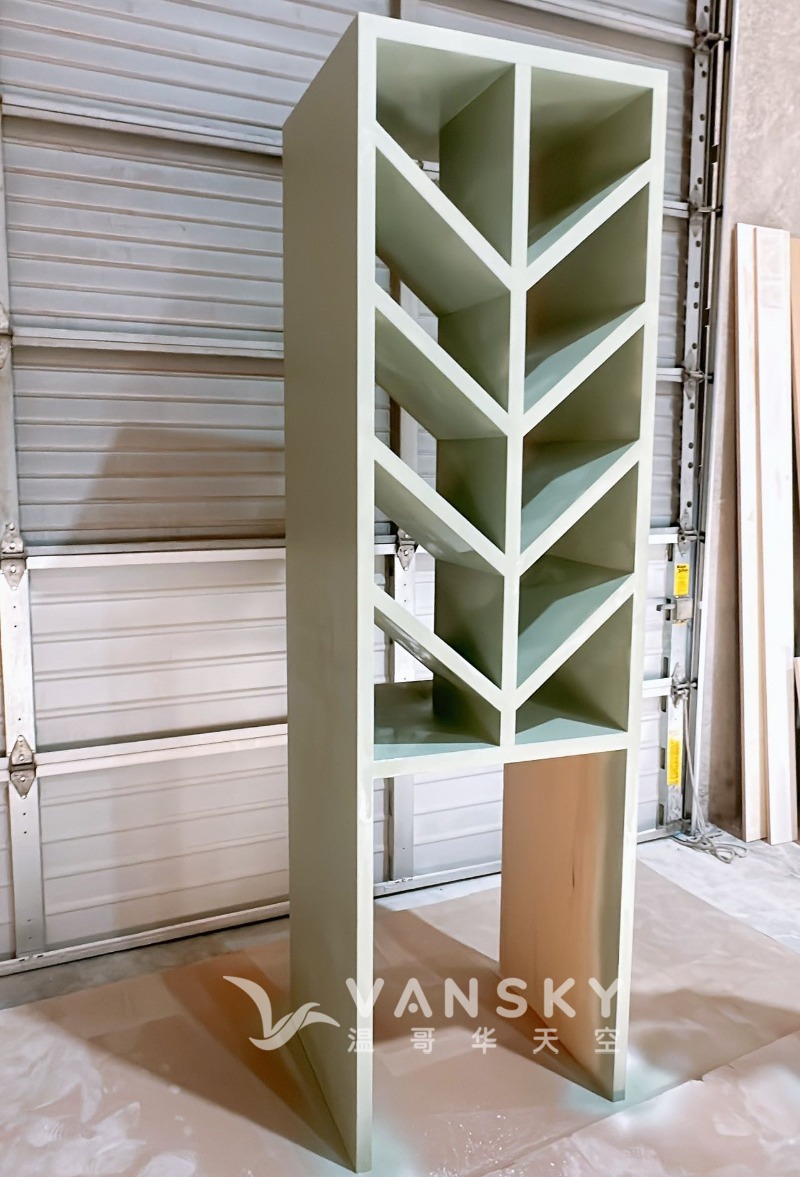 231116131917_Green wine rack.jpg